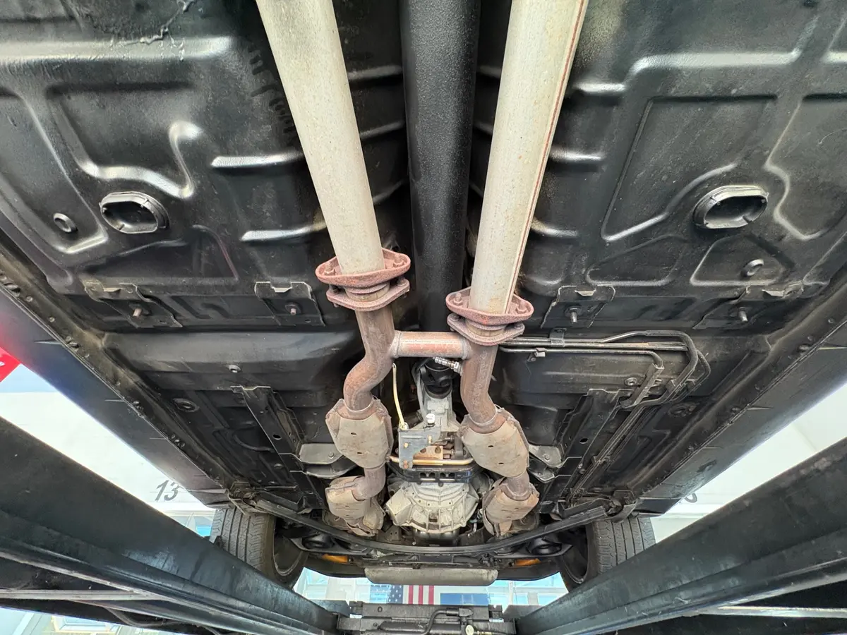 Vehicle photo 55