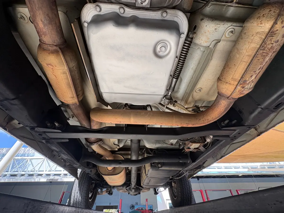 Vehicle photo 53