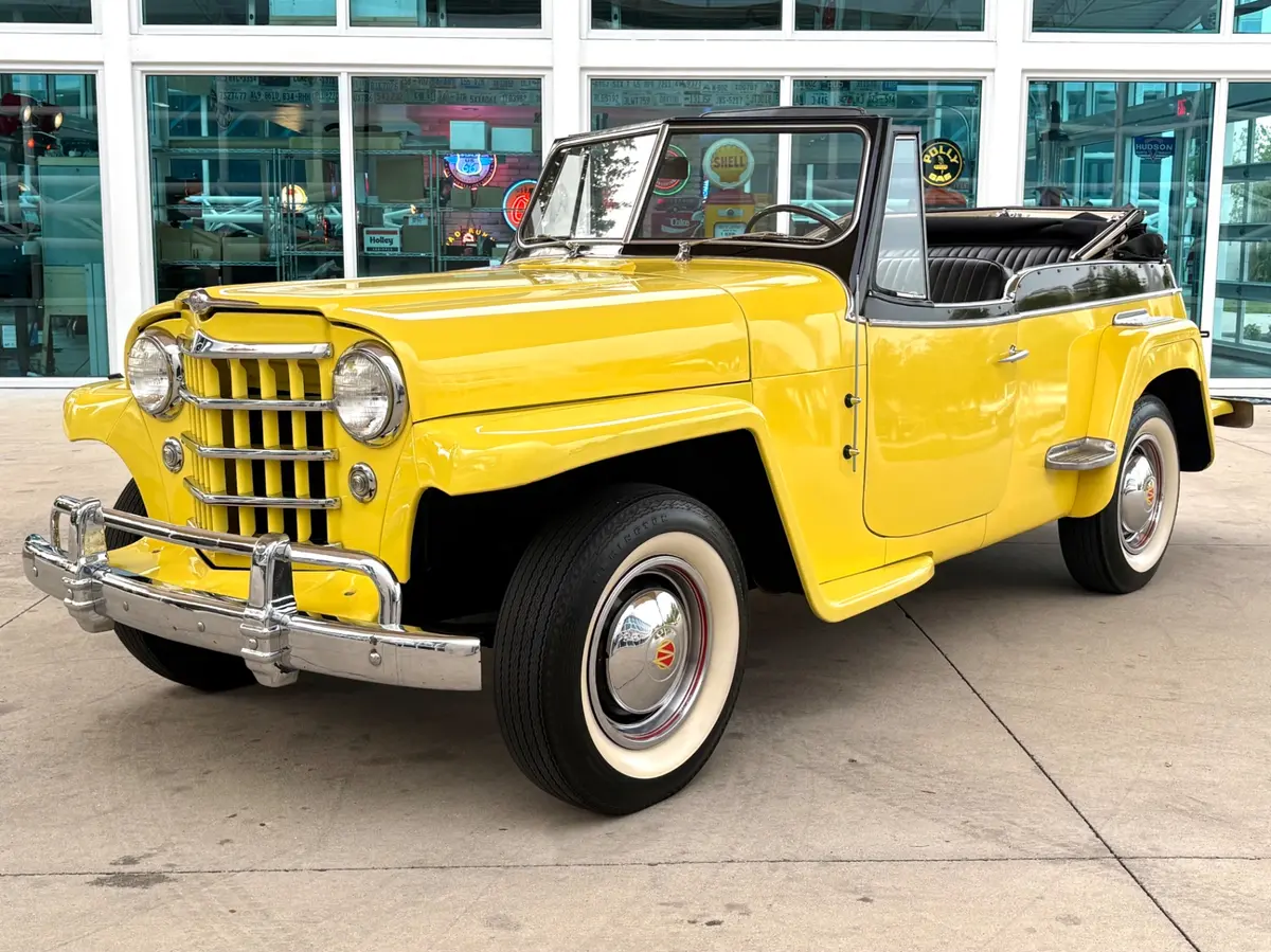 Vehicle photo 1