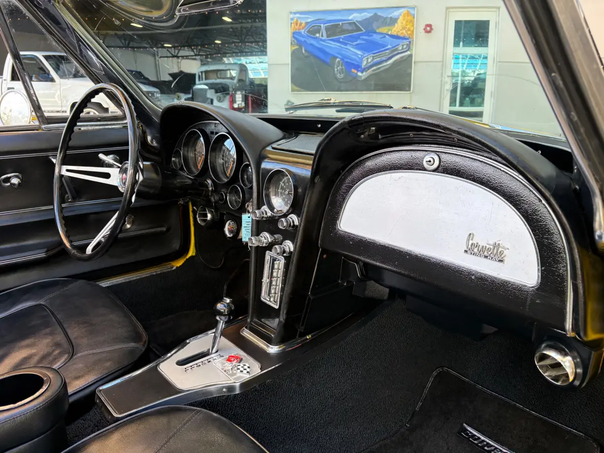 Vehicle photo 47