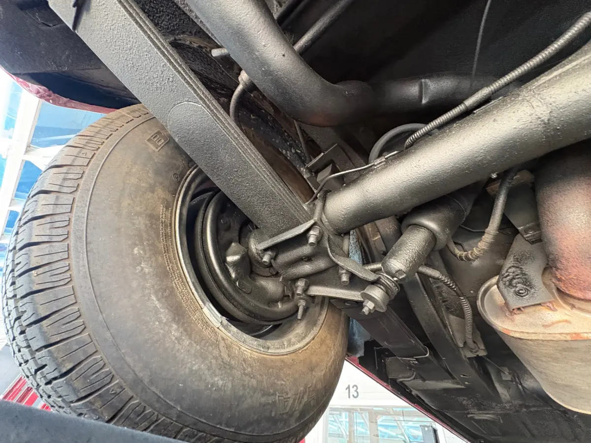 Vehicle photo 47