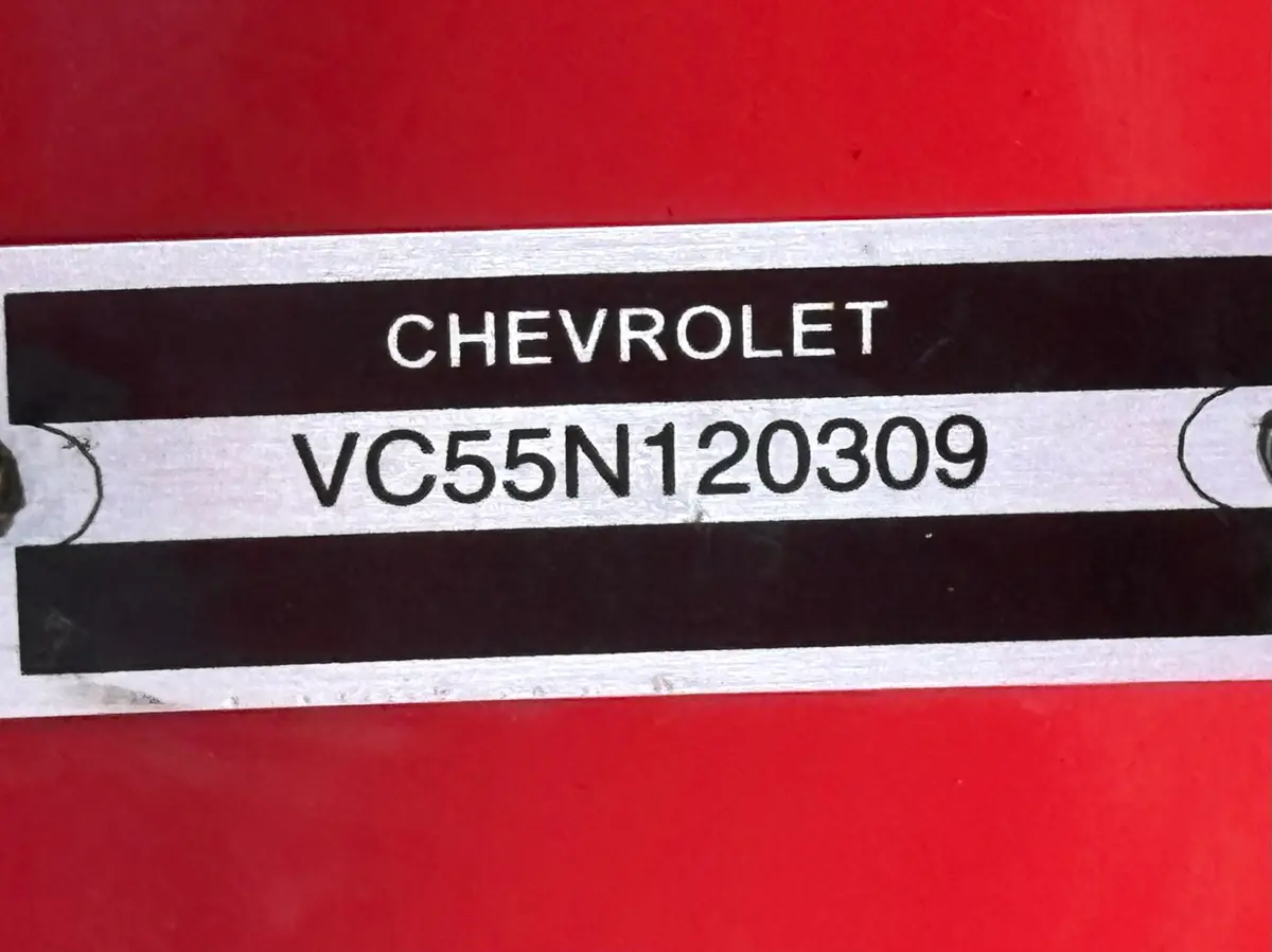 Vehicle photo 20