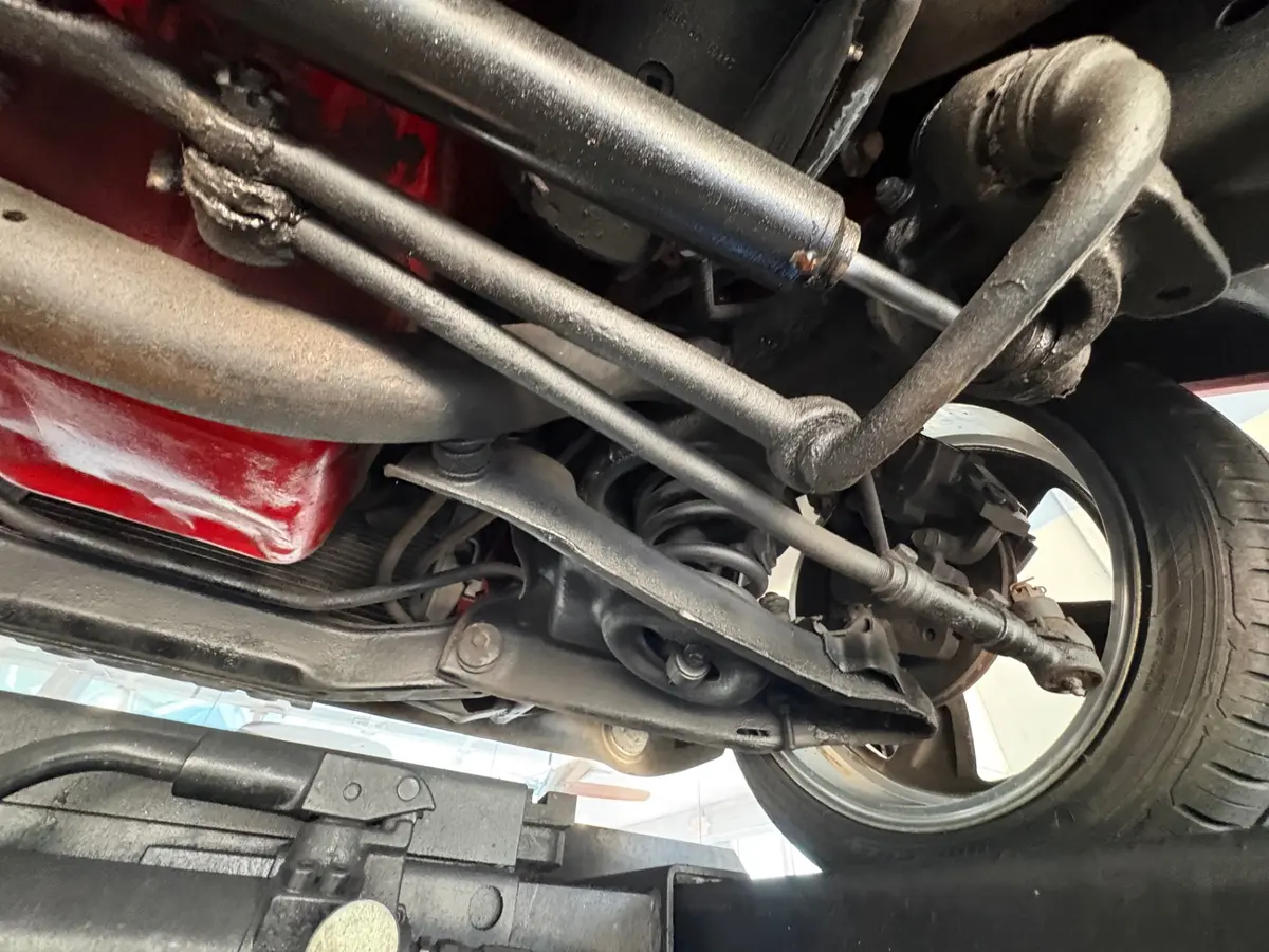 Vehicle photo 50