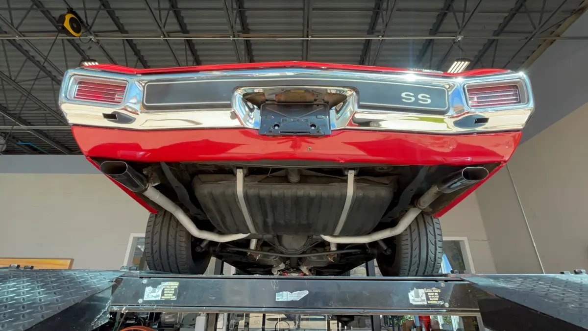 Vehicle photo 45
