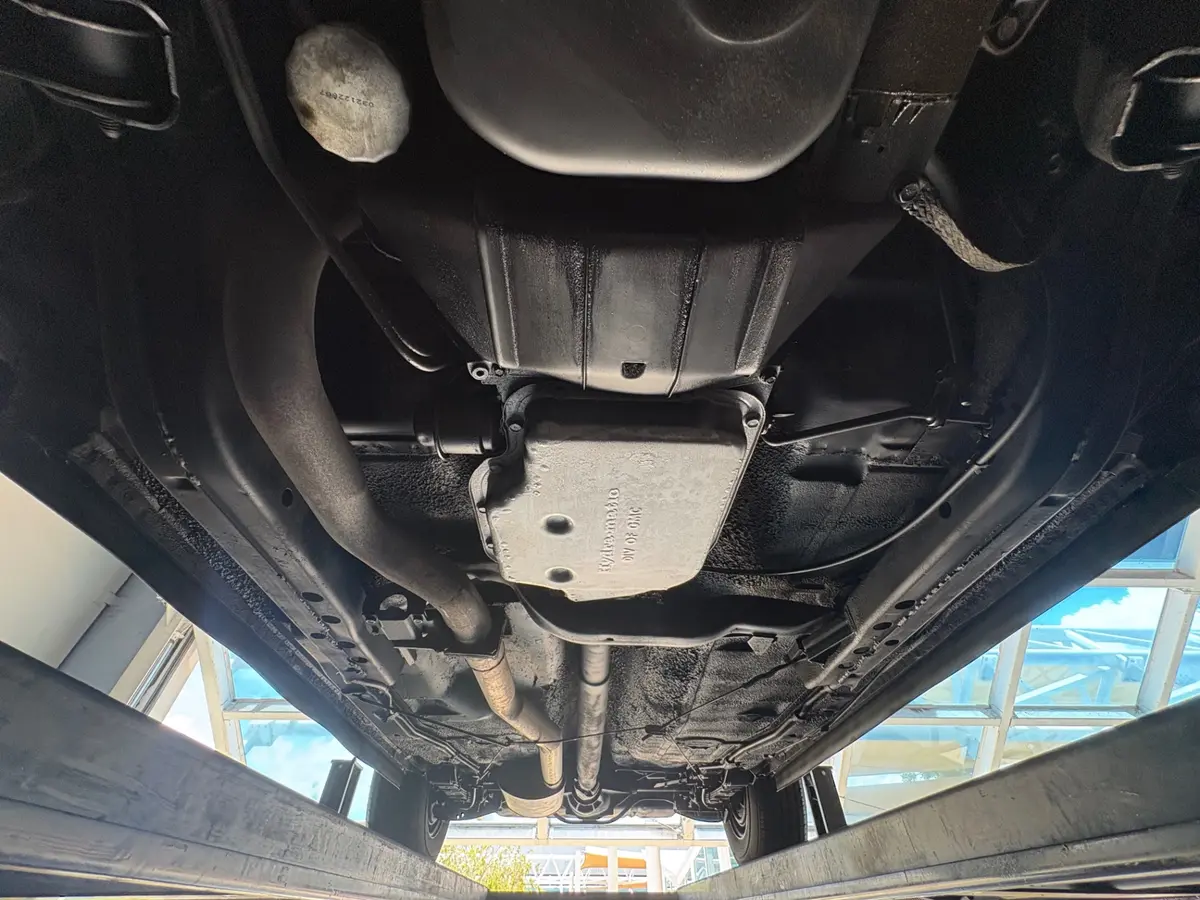 Vehicle photo 62