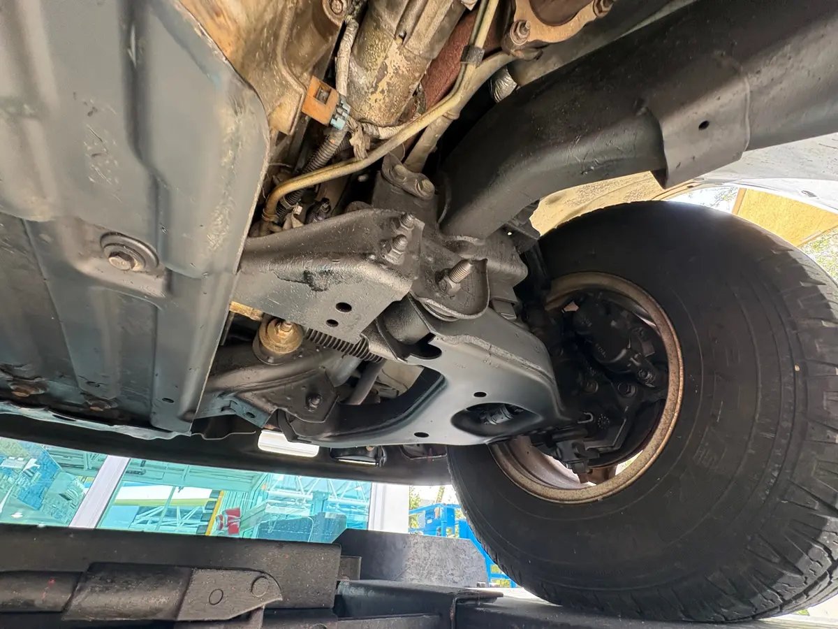 Vehicle photo 51