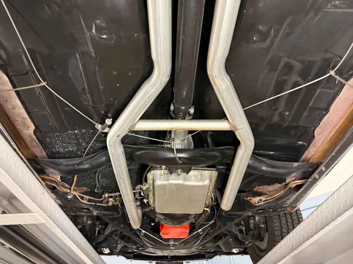 Vehicle photo 53