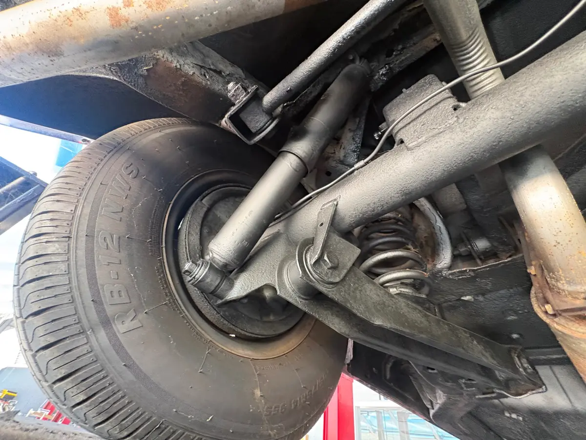 Vehicle photo 50