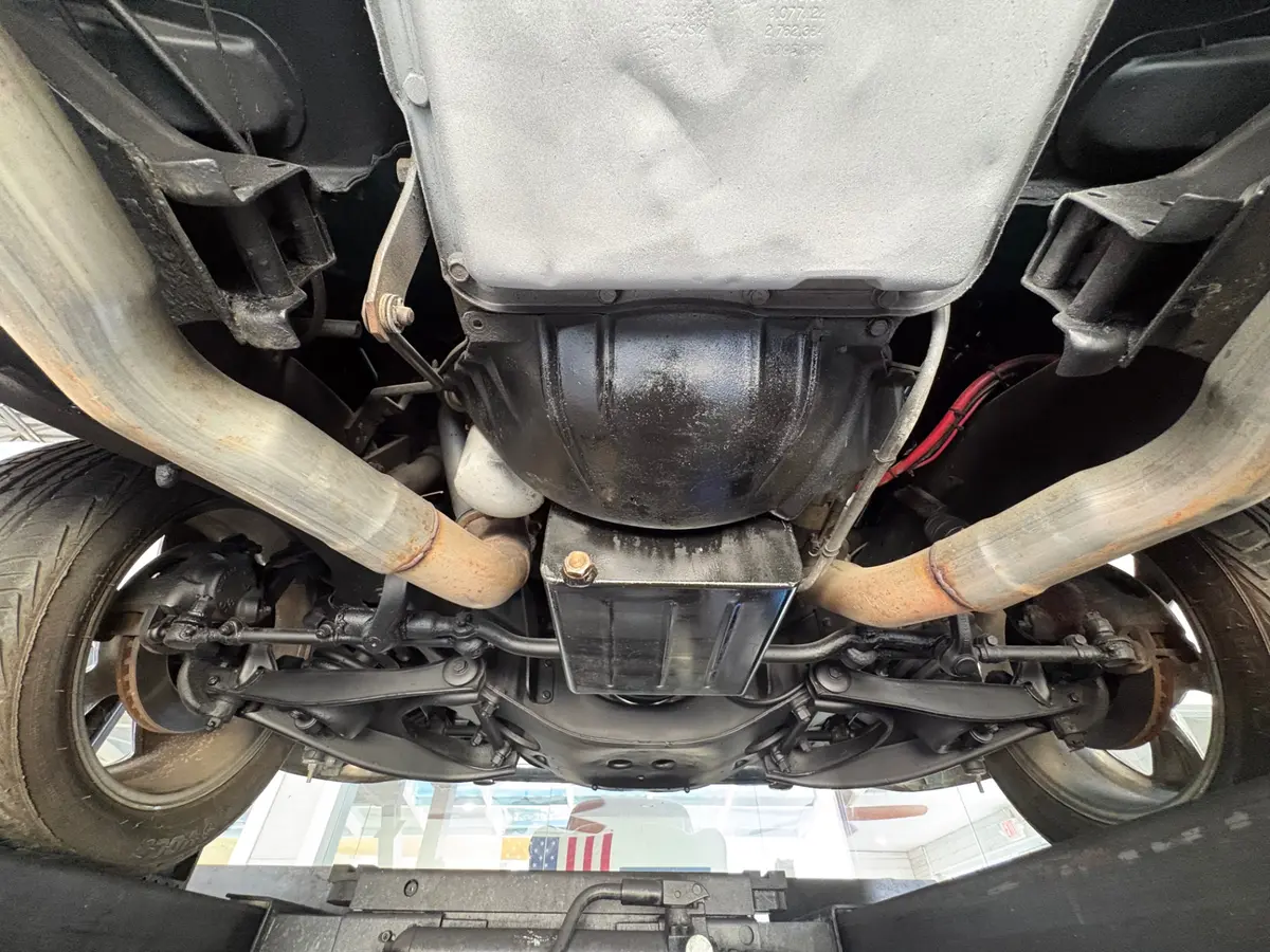 Vehicle photo 49