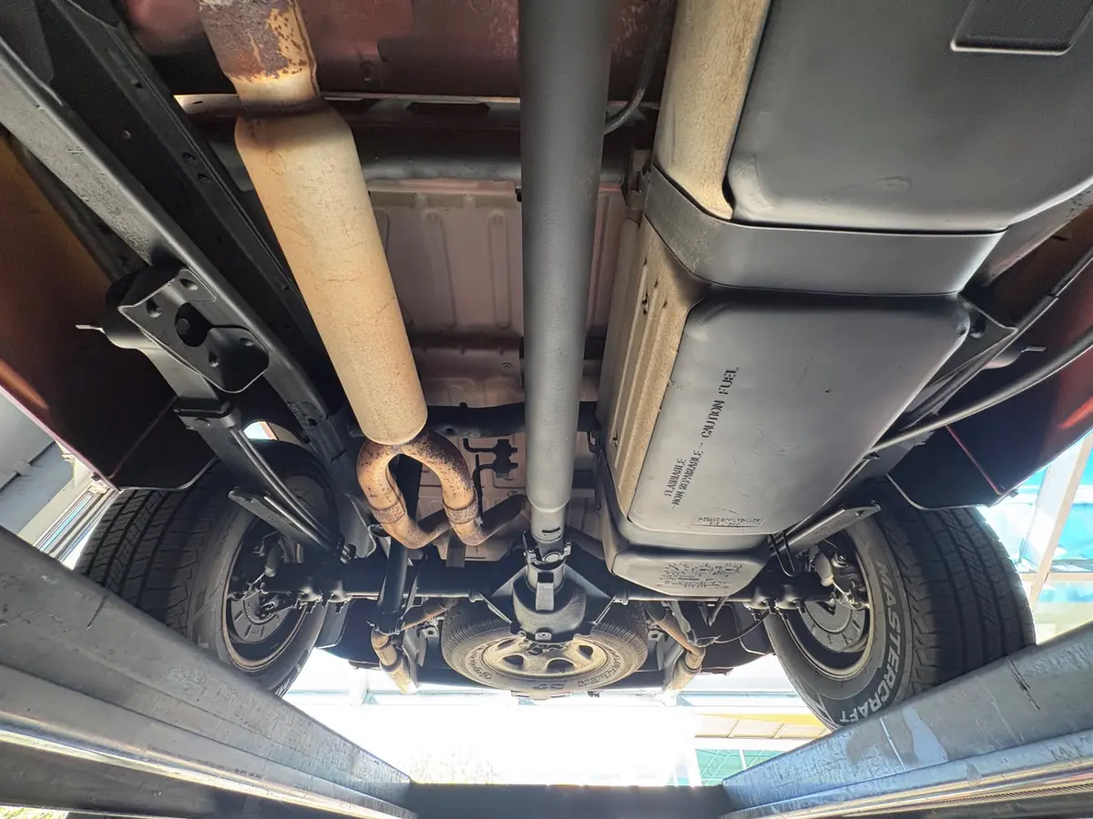 Vehicle photo 51