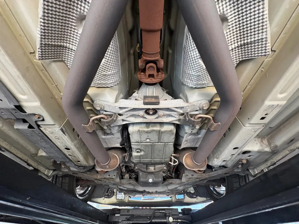 Vehicle photo 50