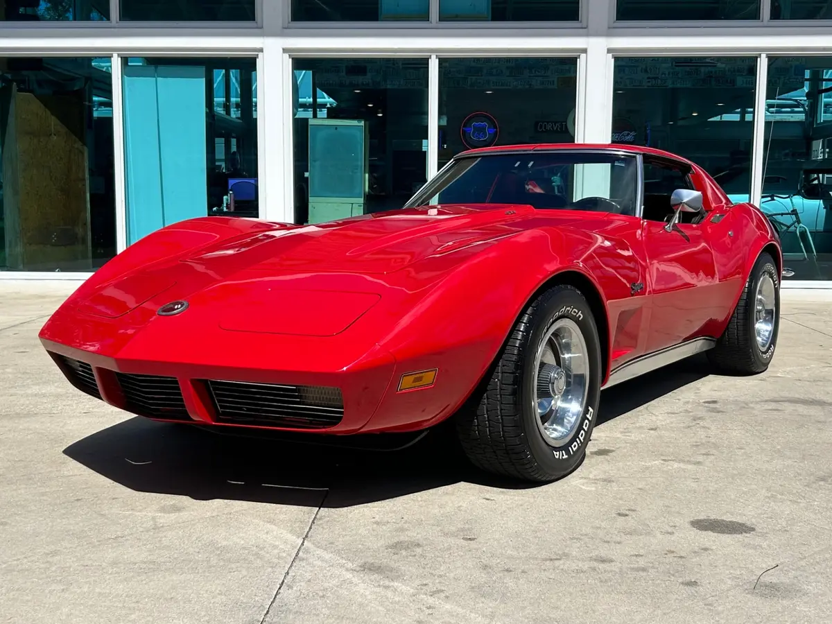 Vehicle photo 1