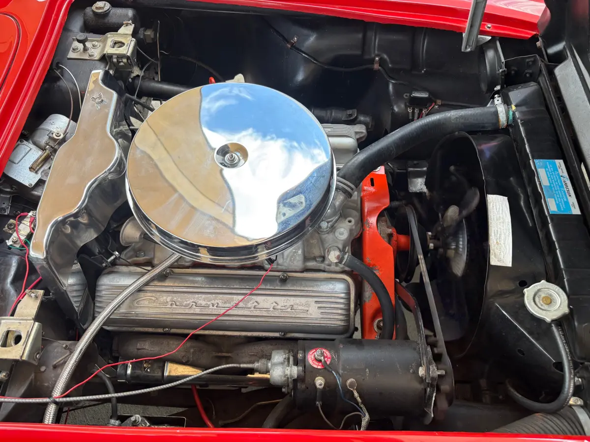 Vehicle photo 32