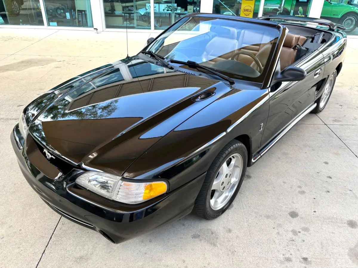 Vehicle photo 20