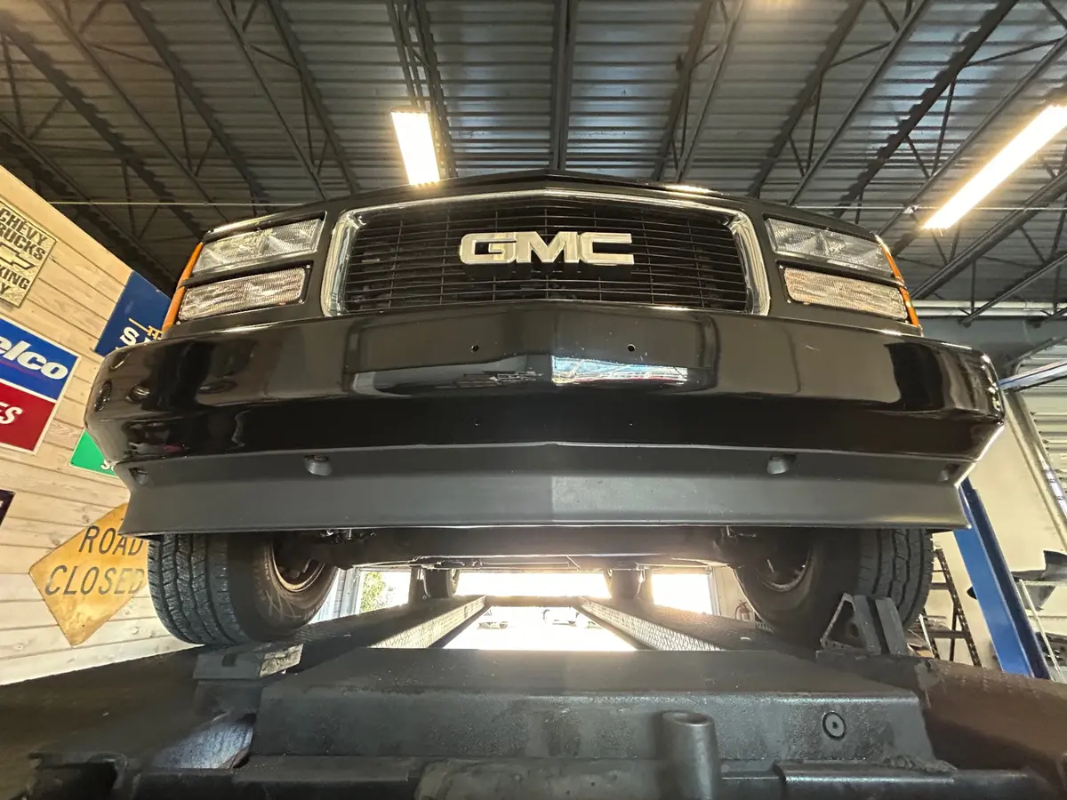 Vehicle photo 39
