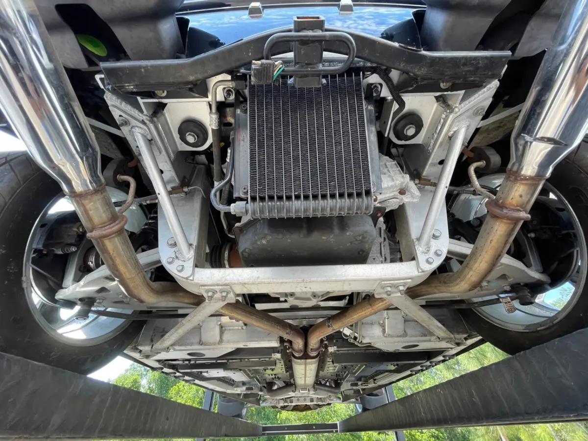 Vehicle photo 57