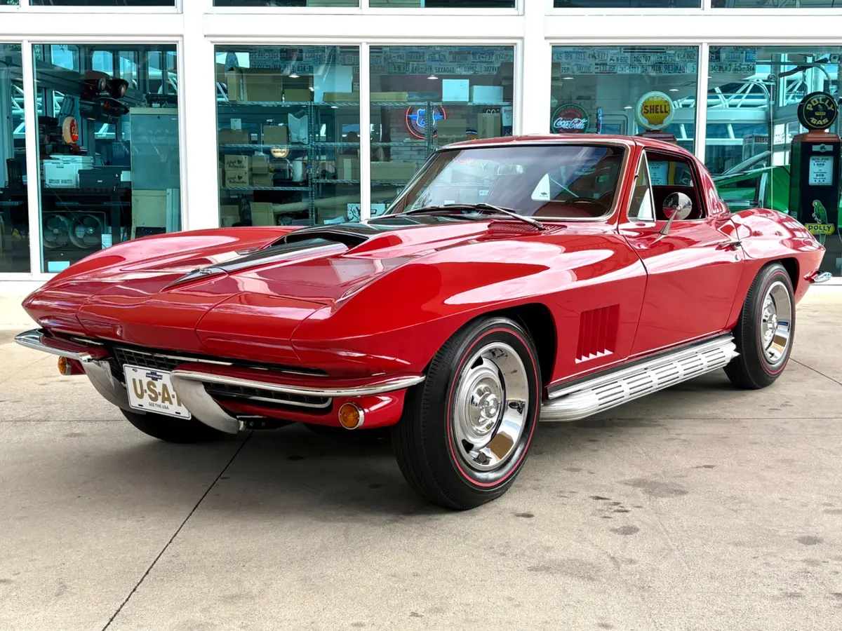 Vehicle photo 1