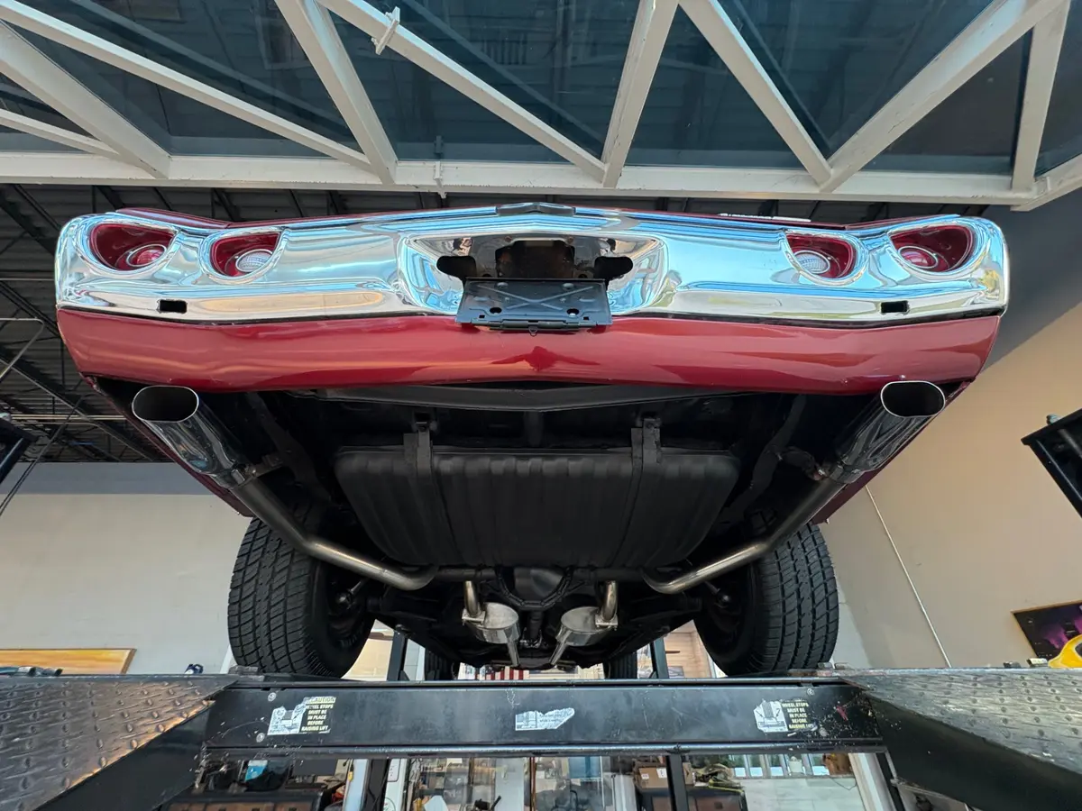 Vehicle photo 45