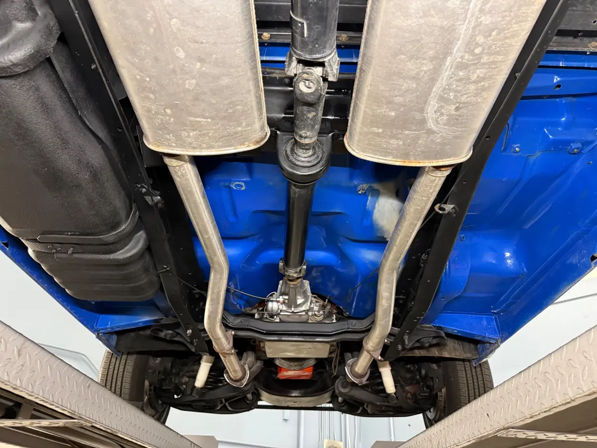 Vehicle photo 47