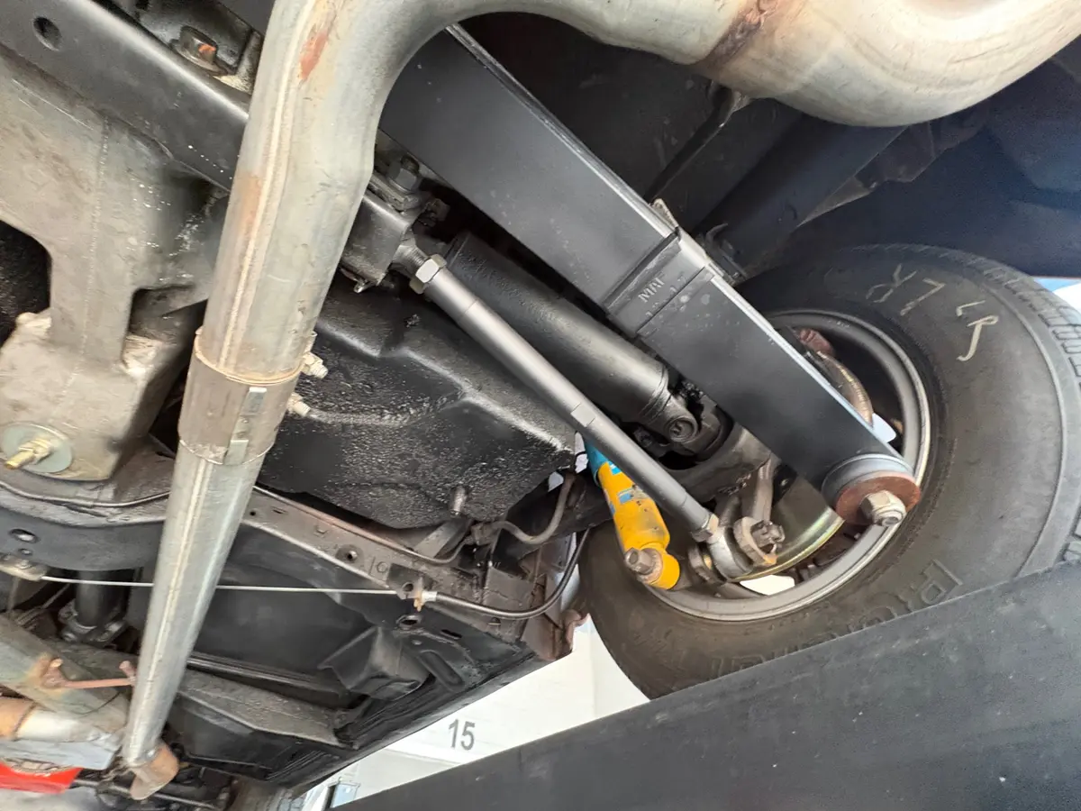 Vehicle photo 45