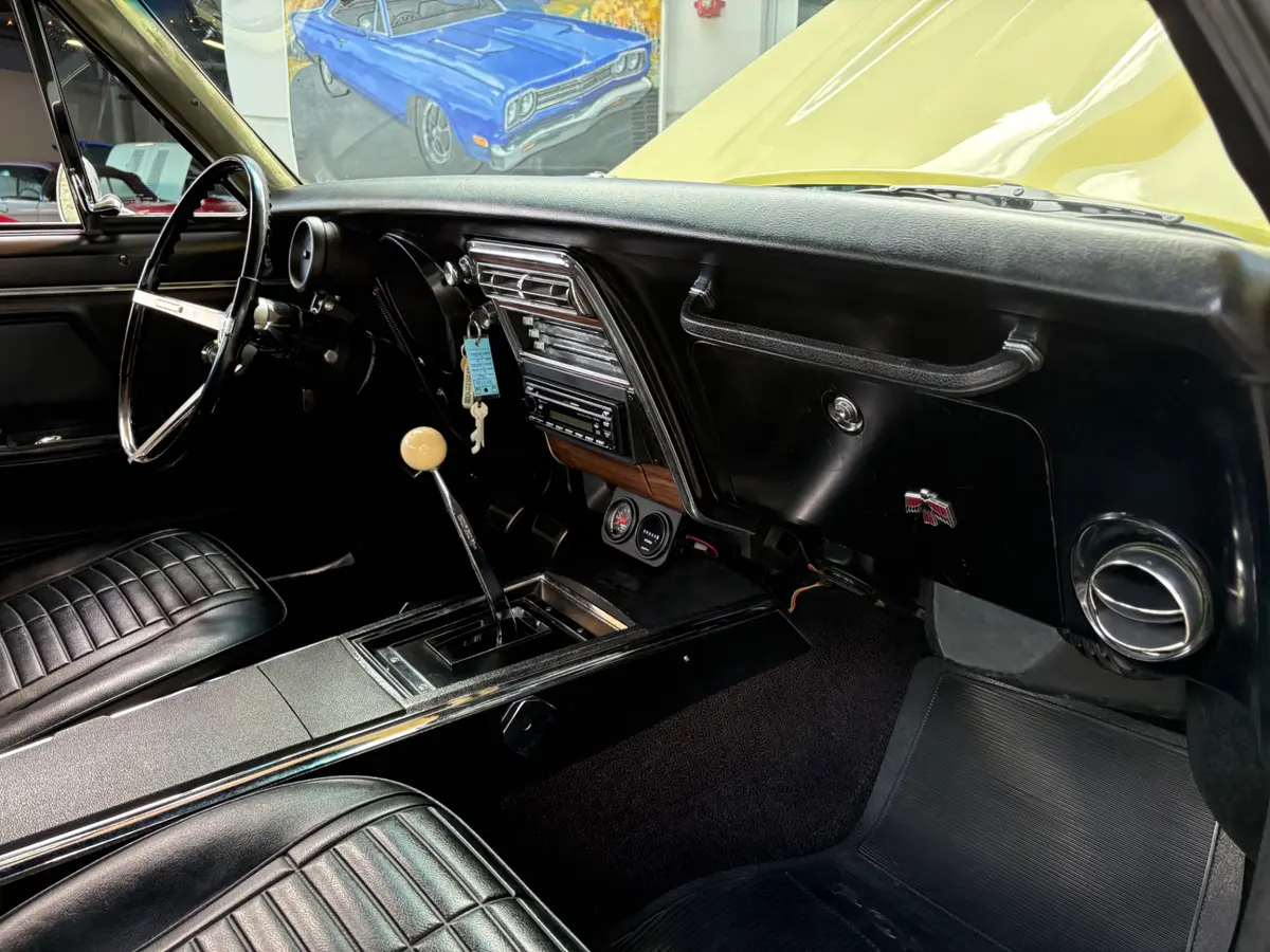 Vehicle photo 39