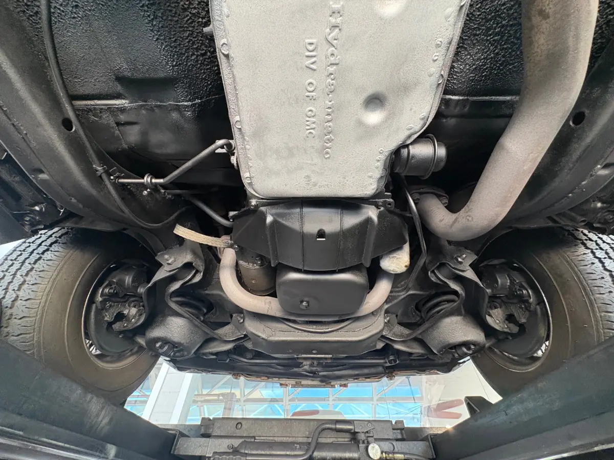Vehicle photo 58