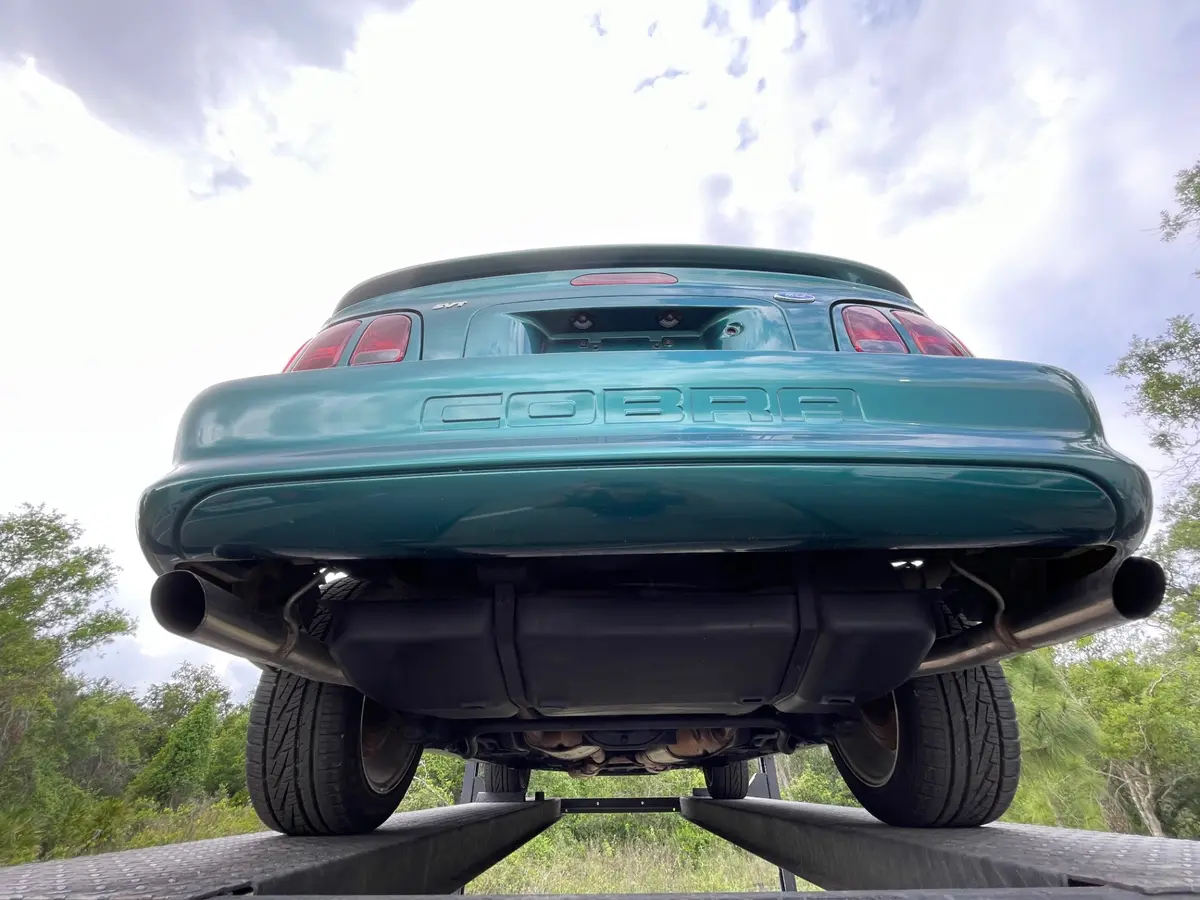 Vehicle photo 43