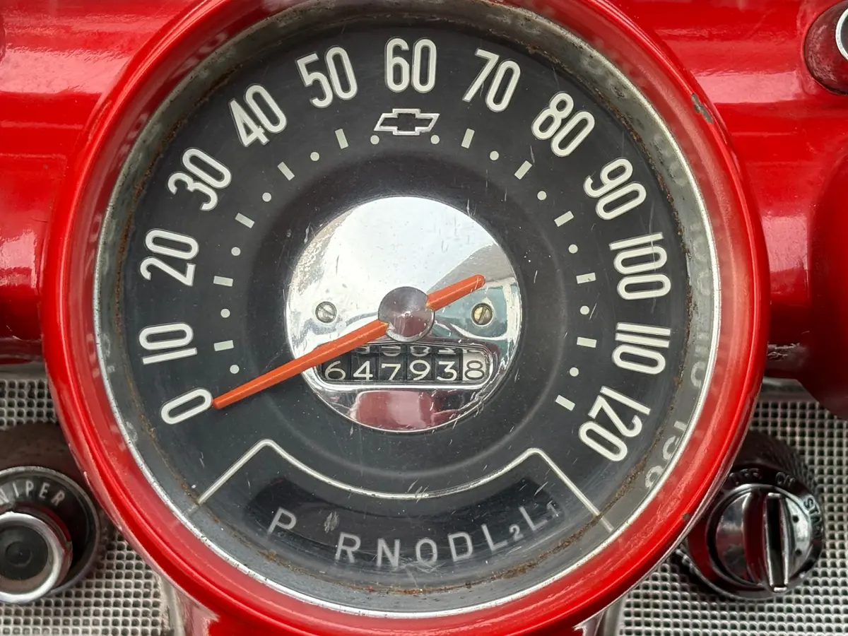Vehicle photo 29