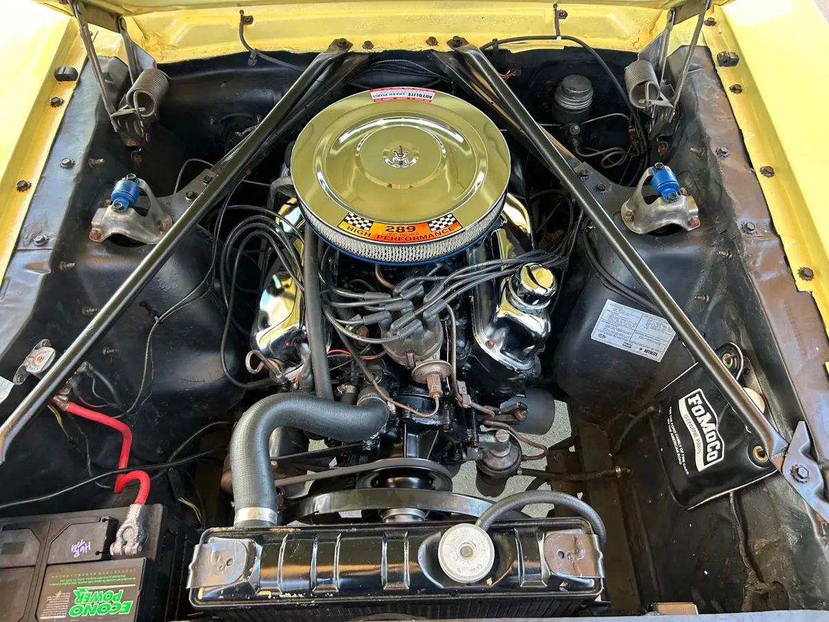 Vehicle photo 22