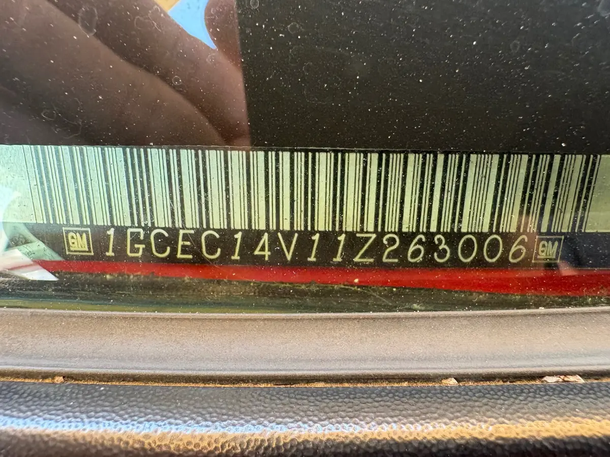 Vehicle photo 21