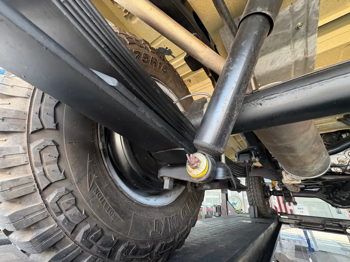 Vehicle photo 44