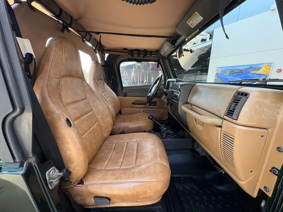 Vehicle photo 39