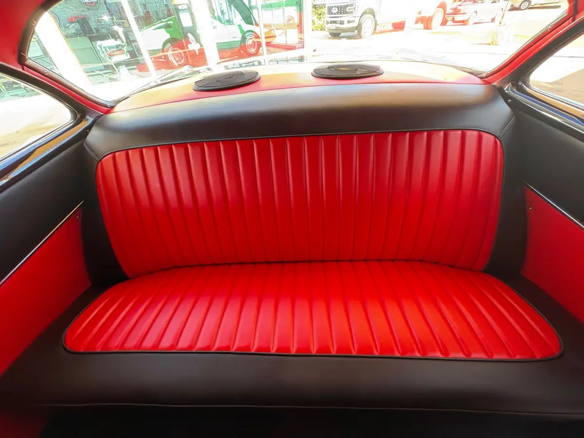 Vehicle photo 34