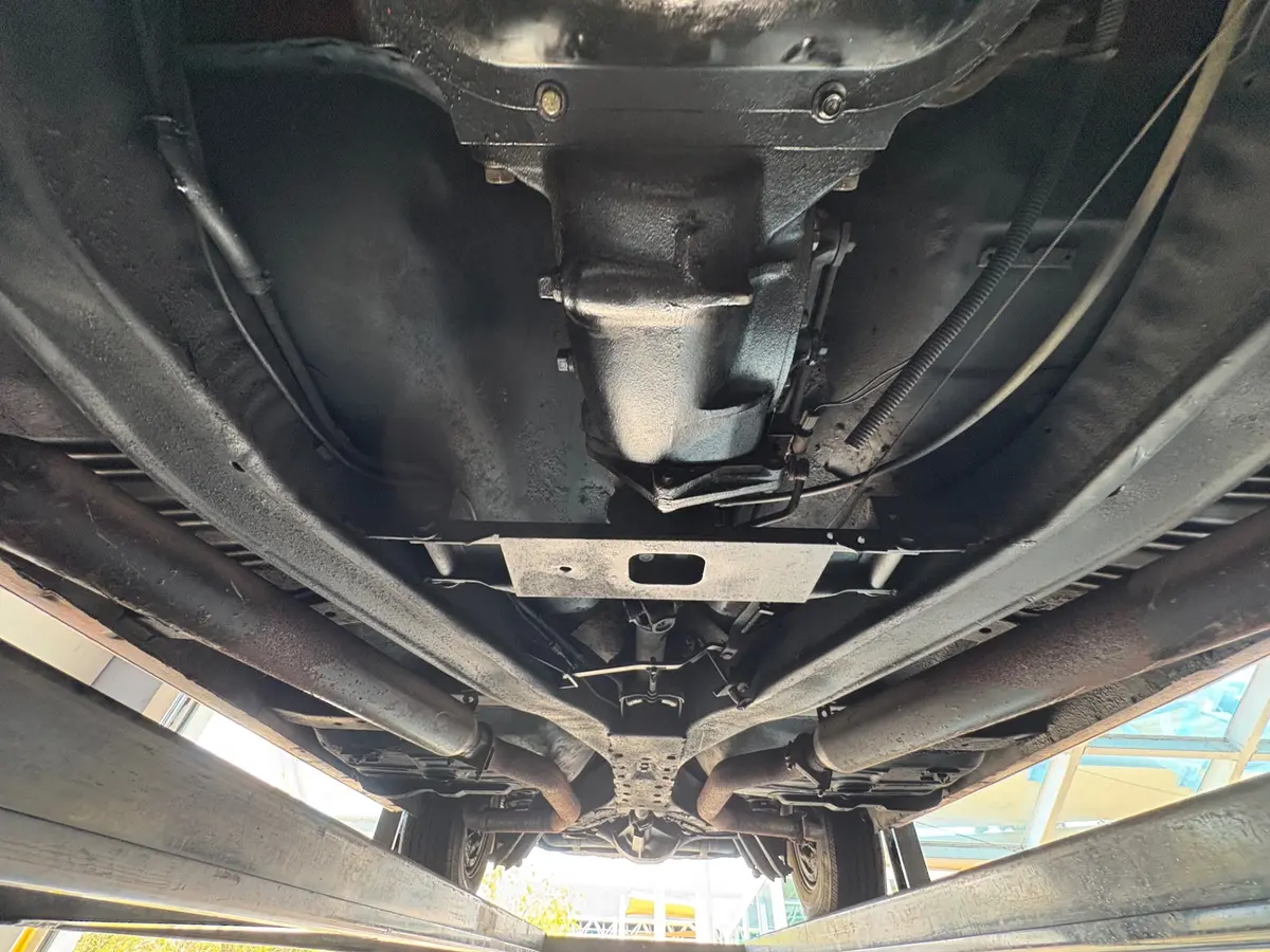 Vehicle photo 53