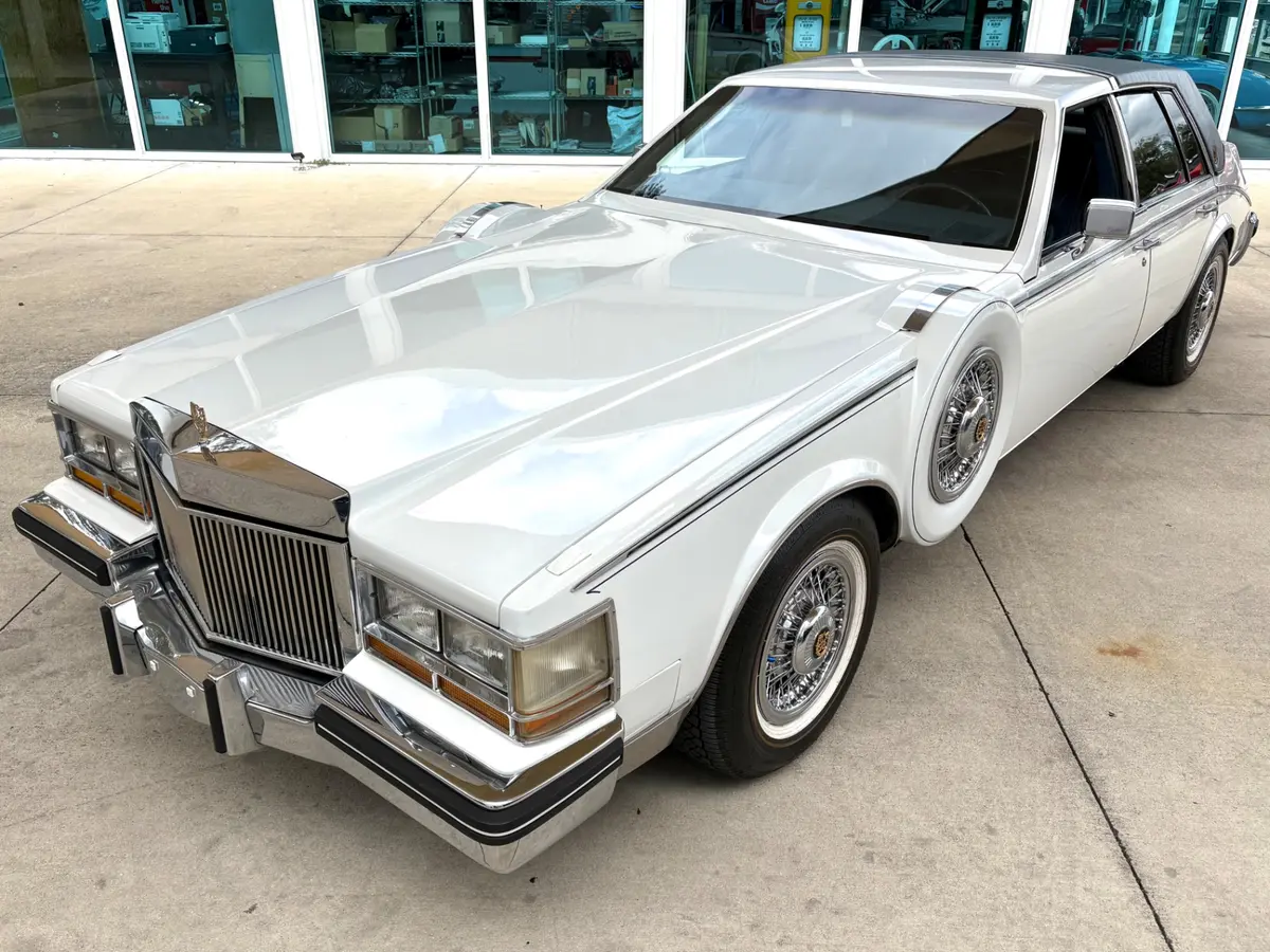 Vehicle photo 20