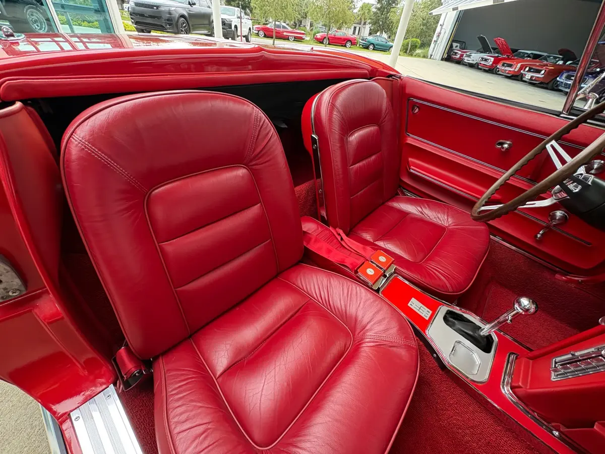 Vehicle photo 51