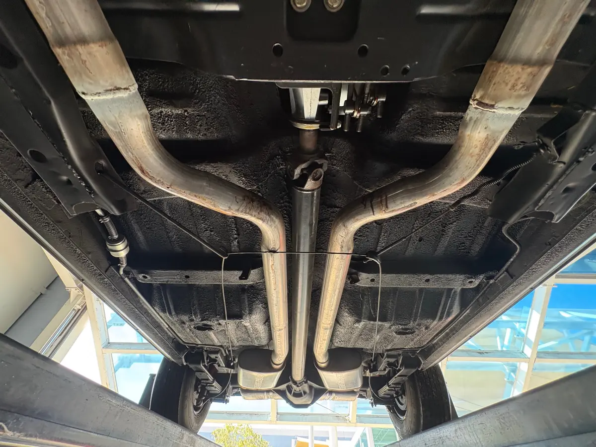 Vehicle photo 64