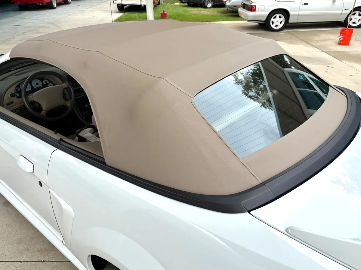 Vehicle photo 25