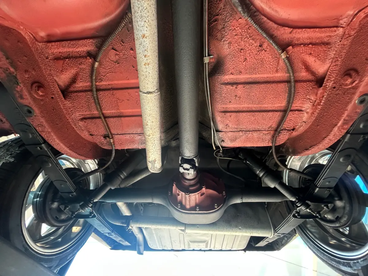 Vehicle photo 44