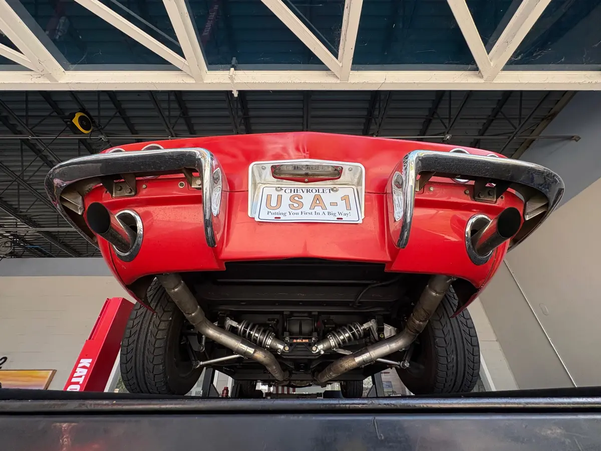 Vehicle photo 42