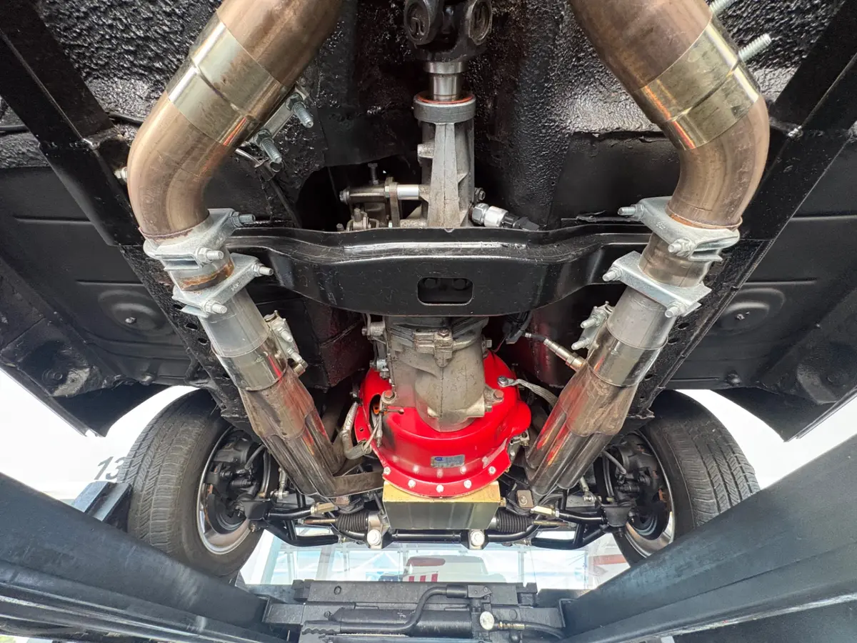 Vehicle photo 50