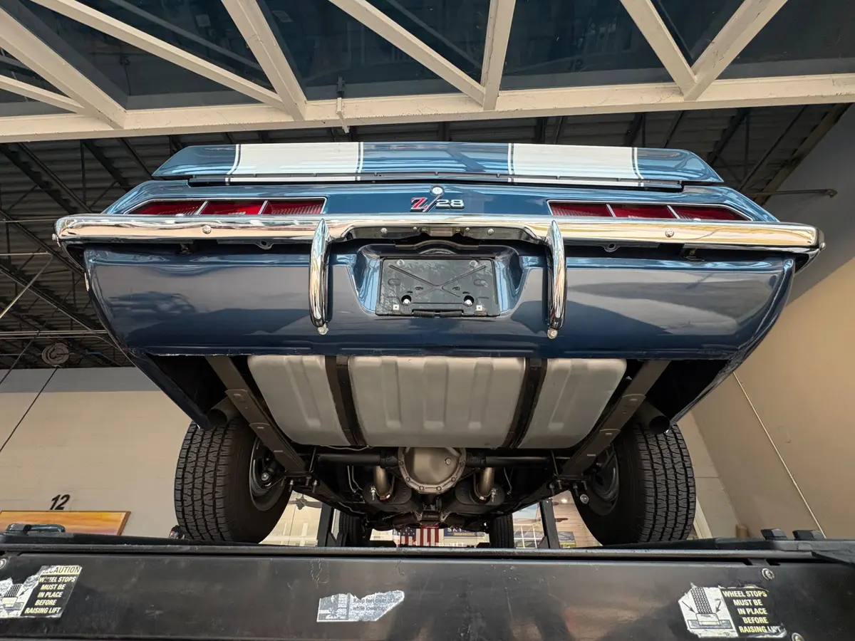 Vehicle photo 56