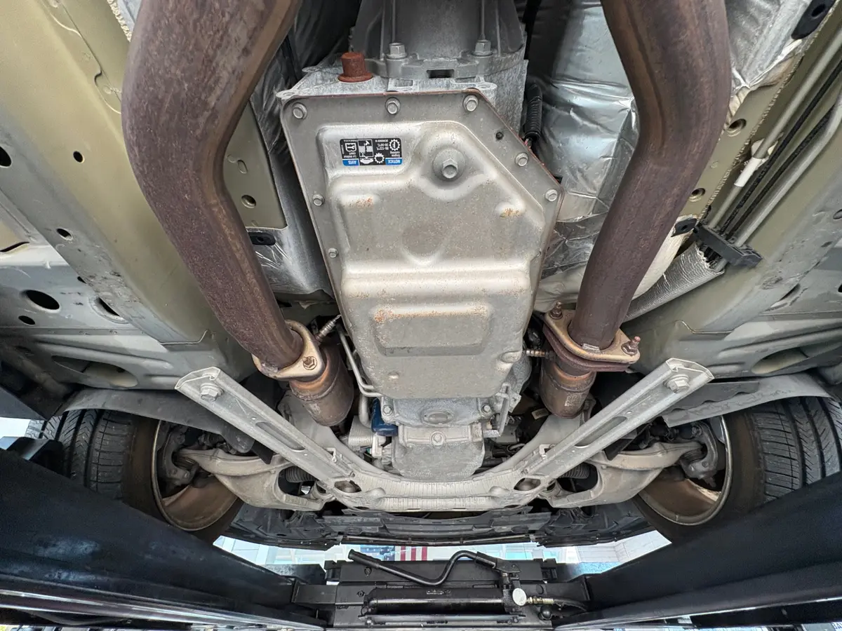Vehicle photo 51
