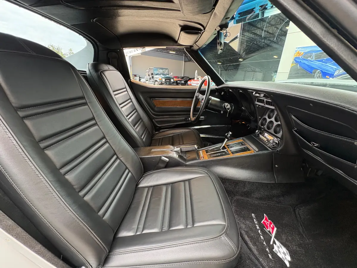 Vehicle photo 39