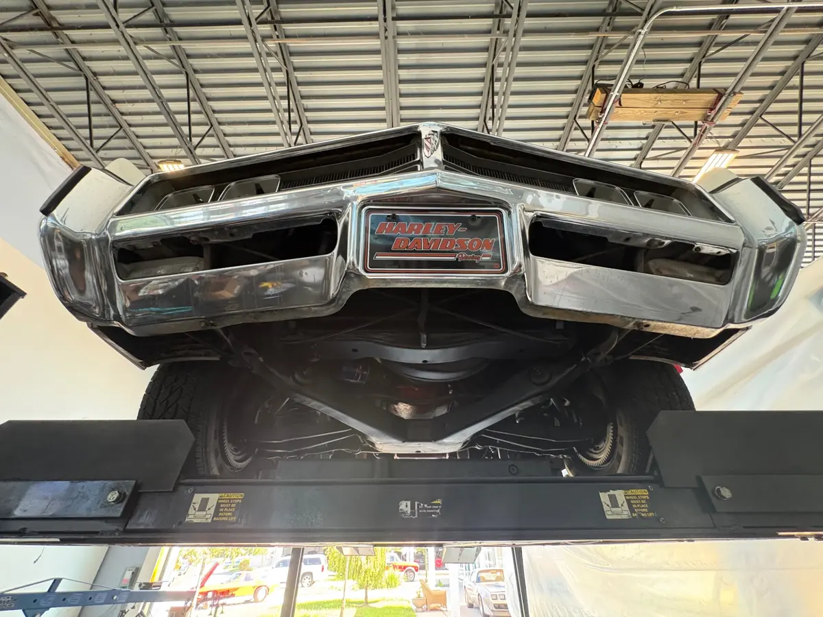 Vehicle photo 56