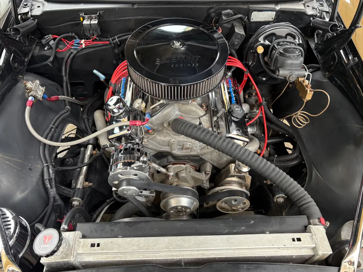 Vehicle photo 27