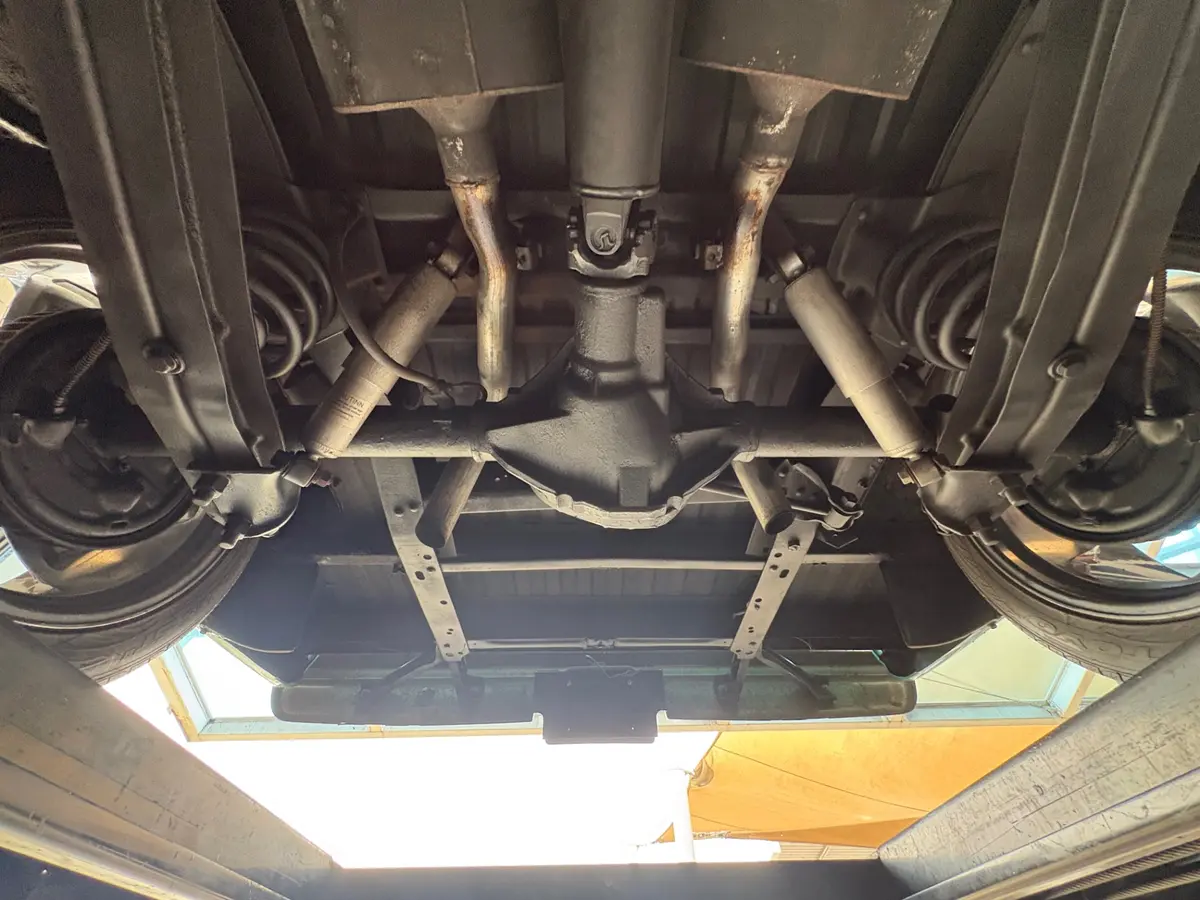 Vehicle photo 60