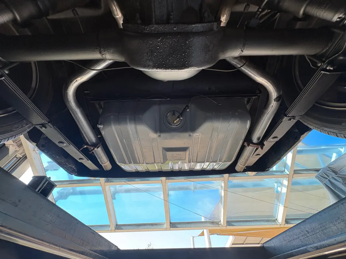 Vehicle photo 55