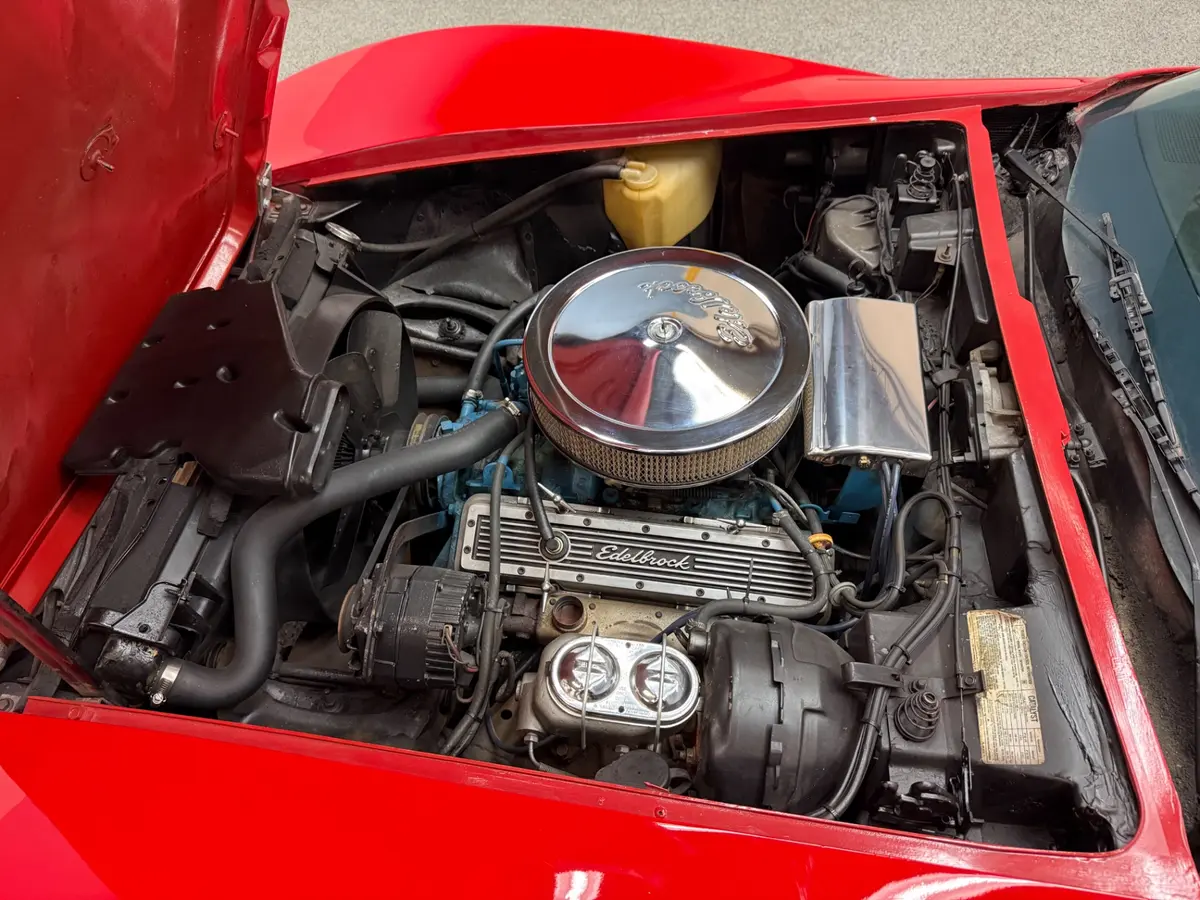 Vehicle photo 12